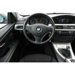 BMW 3 Serie Coupe 320i Executive | Xenon | Prof. navigatie |