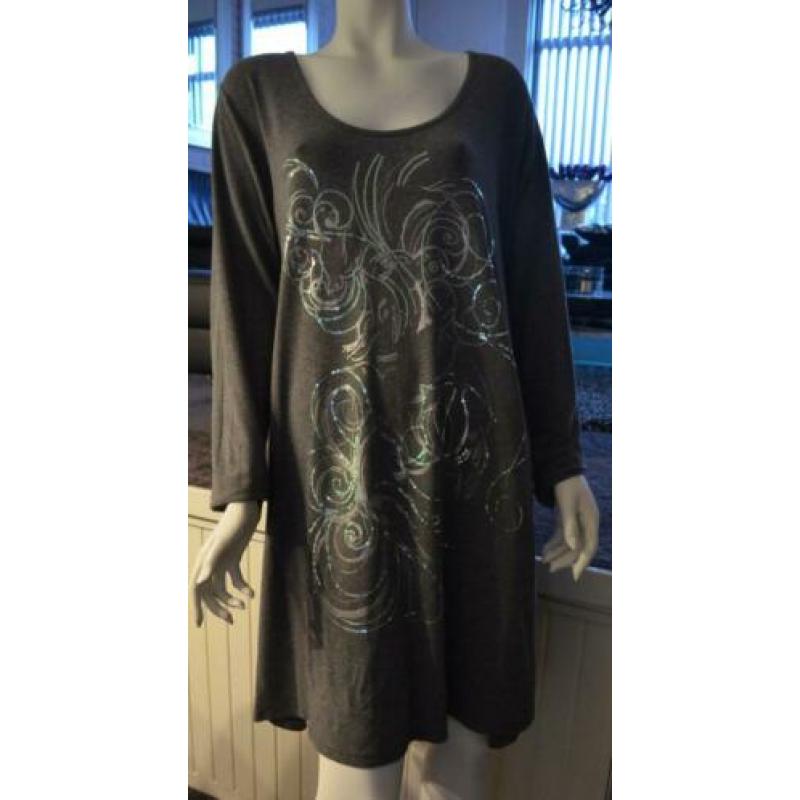zgan grijze tuniek YOEK met lichtgr. pailletjes mt L (46/48)