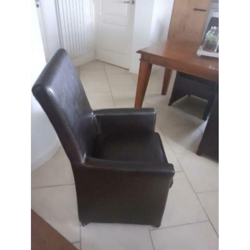 eethoek met 4 stoelen