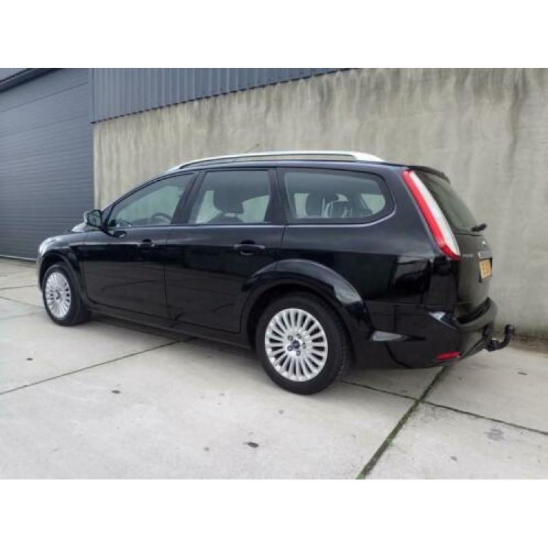 Ford Focus Wagon 1.8 Titanium Flexi Fuel trekhaak, LMV, NAV,