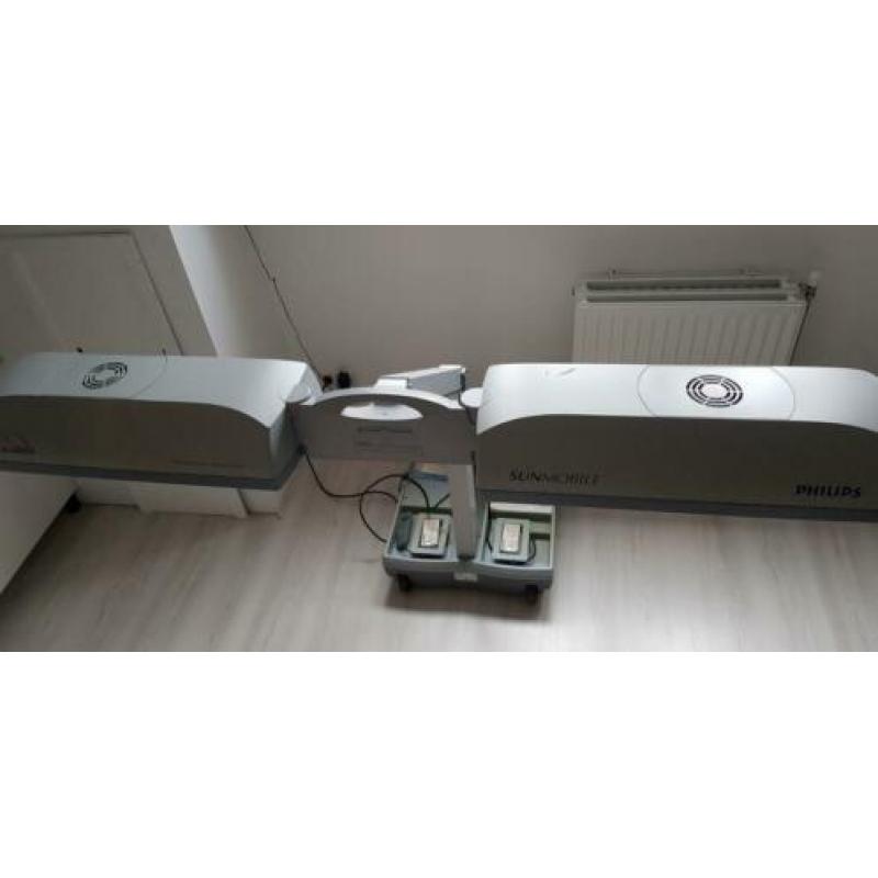 Philips sunmobile zonnebank met gezichtsbruiner