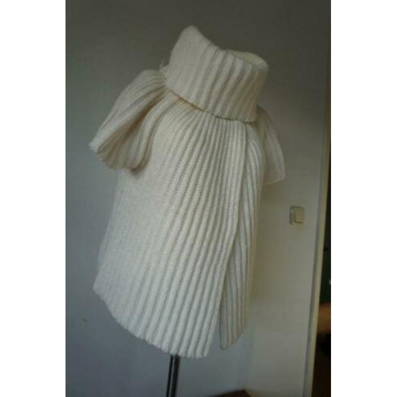 LOLA EN LIZA Geweldige Aparte Witte/Crème Poncho L 42