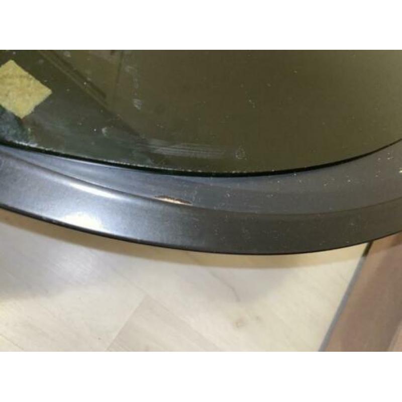 Salontafel van ikea inclussief glas