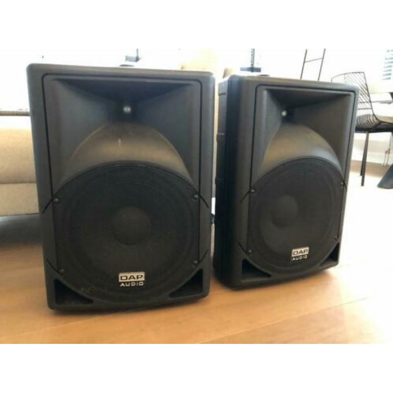2x DAP PS-112a 450W met K&M statieven