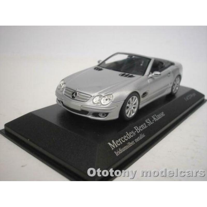 Mercedes SL- Class 2007 Silver Metallic 1/43 Minchamps