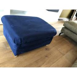 Ektorp poef bekleed met blauw suedine