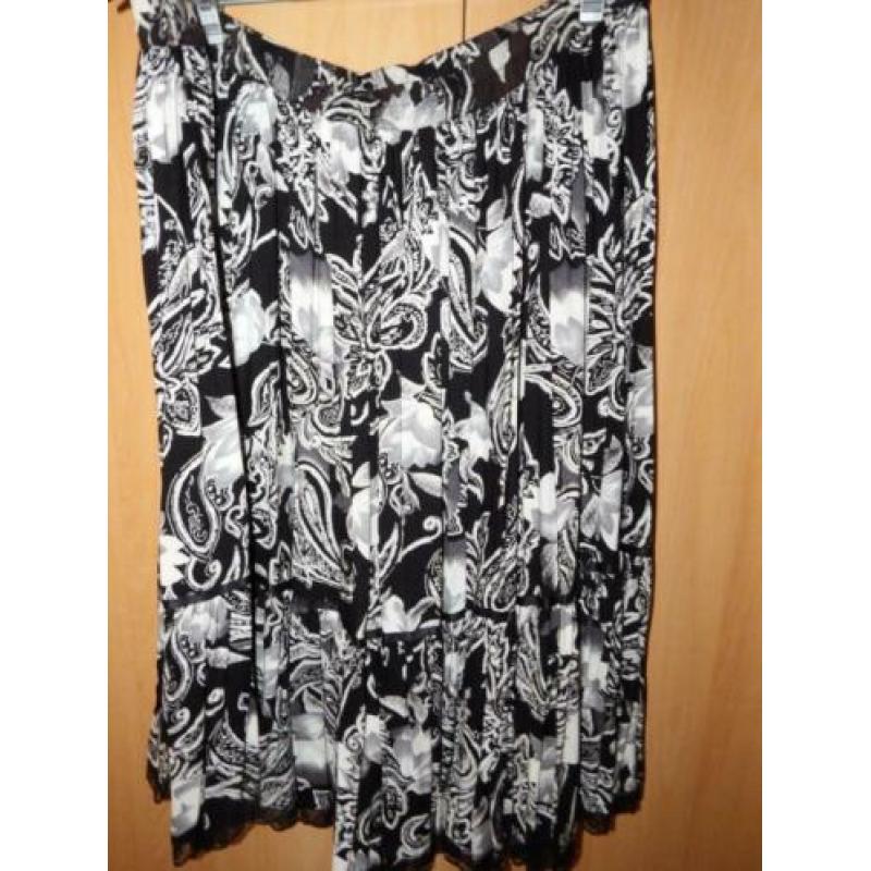 Rok zwart-wit design mt.52-54 (XXL) Pizzo