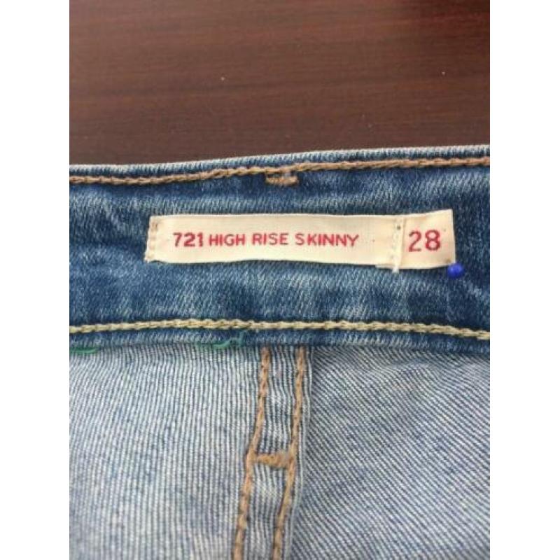 Levi's 721 high Rose skinny jeans