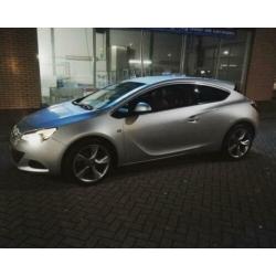 Opel Astra 1.4 16V 103KW GTC 2012 Grijs met nieuwe Apk!!