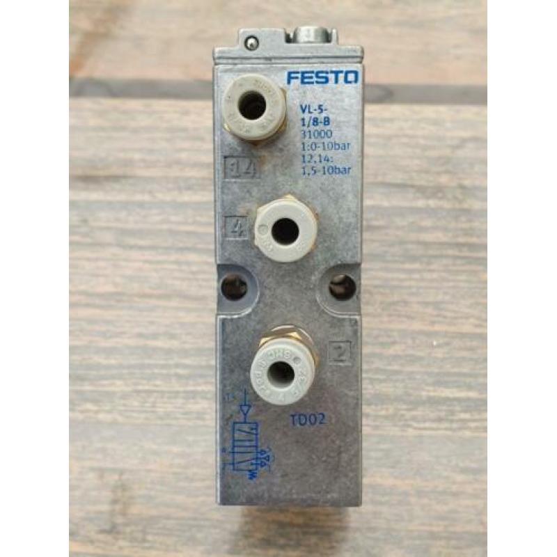 Festo Pneumatisch VL-5-1/8-B J-5-1/8-B
