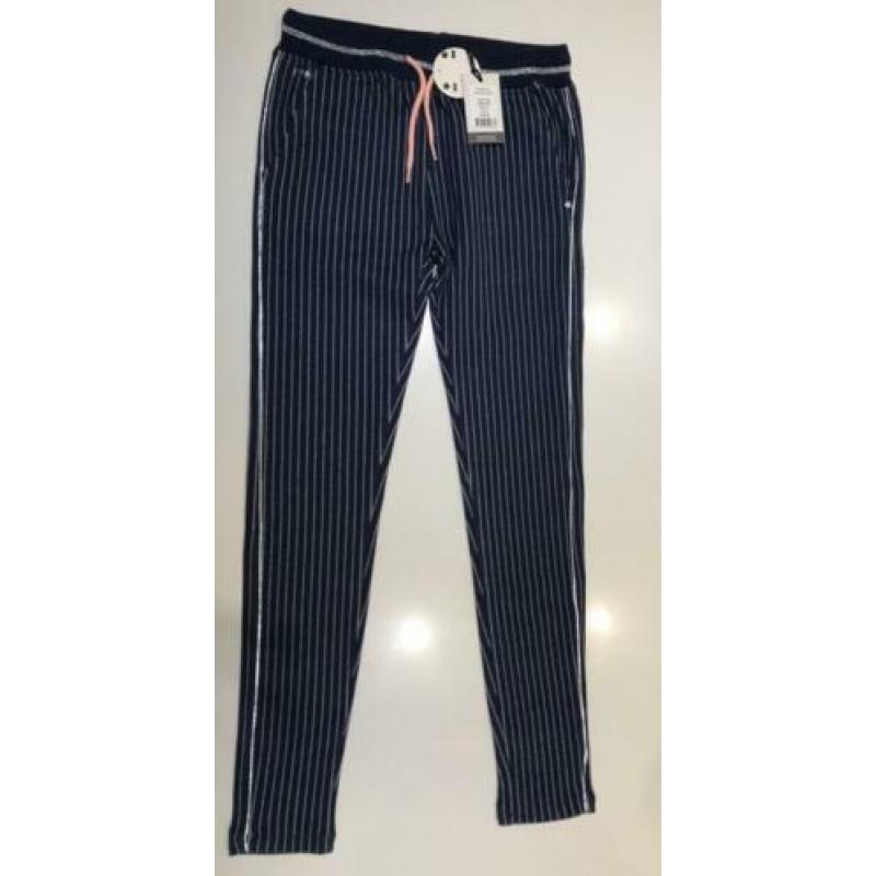 Tumble ‘n Dry jogging broek maat 140