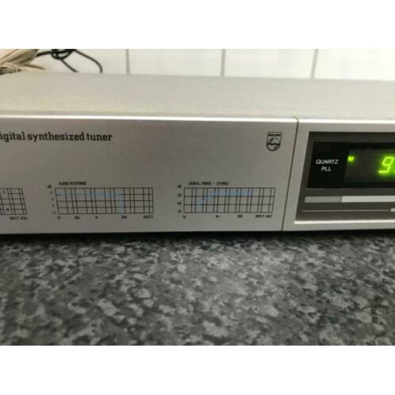 Losse Philips tuner FT 144. Werkt goed.