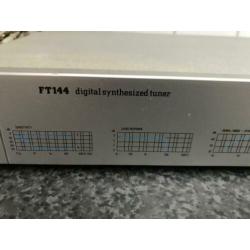 Losse Philips tuner FT 144. Werkt goed.