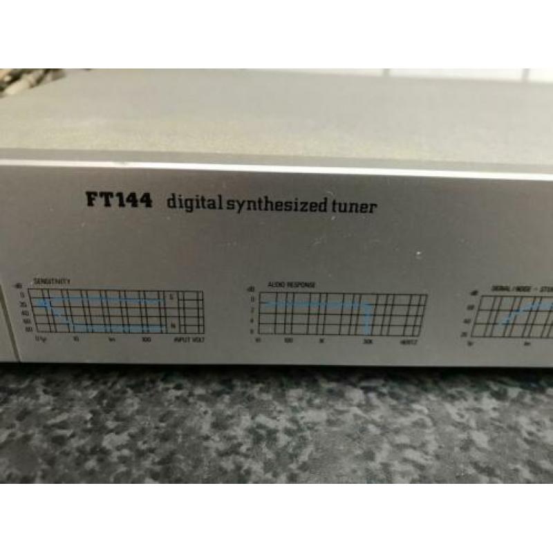 Losse Philips tuner FT 144. Werkt goed.