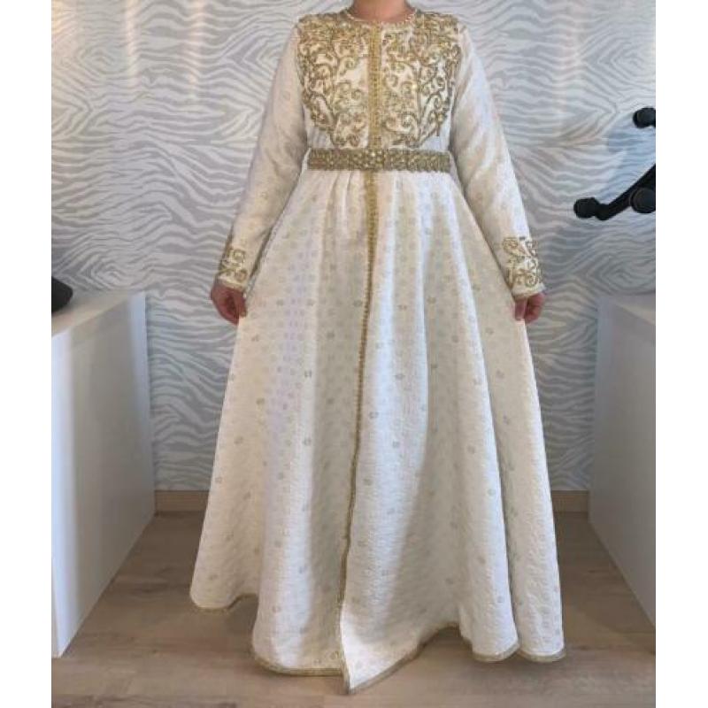 Mooie goud/beige caftan/takshita maat 38/40/42