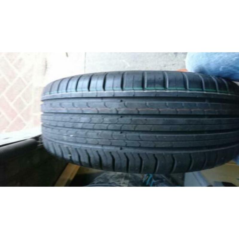 Suzuki Vitara /S cross 4 conti zomer banden met velgen