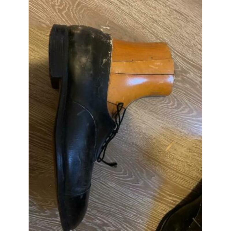 vintage brocante antieke houten mallen + schoenen