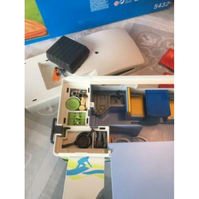 playmobil 6671 camper