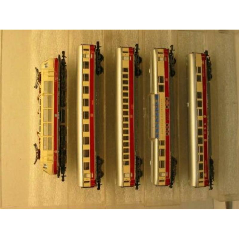 N Spoor Minitrix 5 delig DB TEE set zeer nette staat