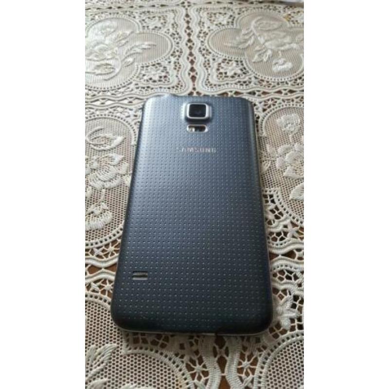 Samsung galaxy s 5 16 GB
