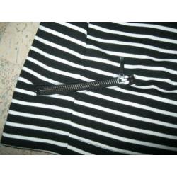 I.n.s exclusief chique zwart/wit gestreept vest/jasje.... (