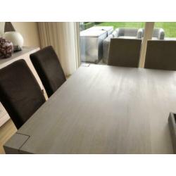 8 eetkamerstoelen 4x bruin + 4x zandkleur
