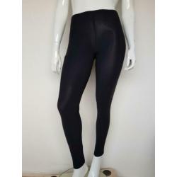 Marithé et Francois Girbaud legging. Mt. 40. Zwart/travelsto