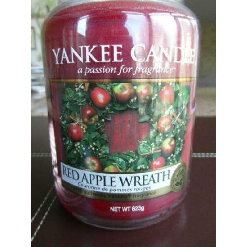 Yankee Candle "RED APPLE WREATH" Large Jar