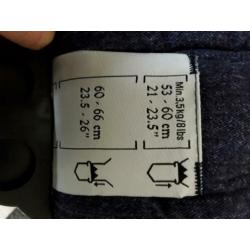 Babydraagzak, merk babybjörn, denim stof.