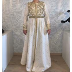 Mooie goud/beige caftan/takshita maat 38/40/42