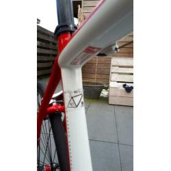 Specialized Roubaix X3 (triple) wit/rood maat 61