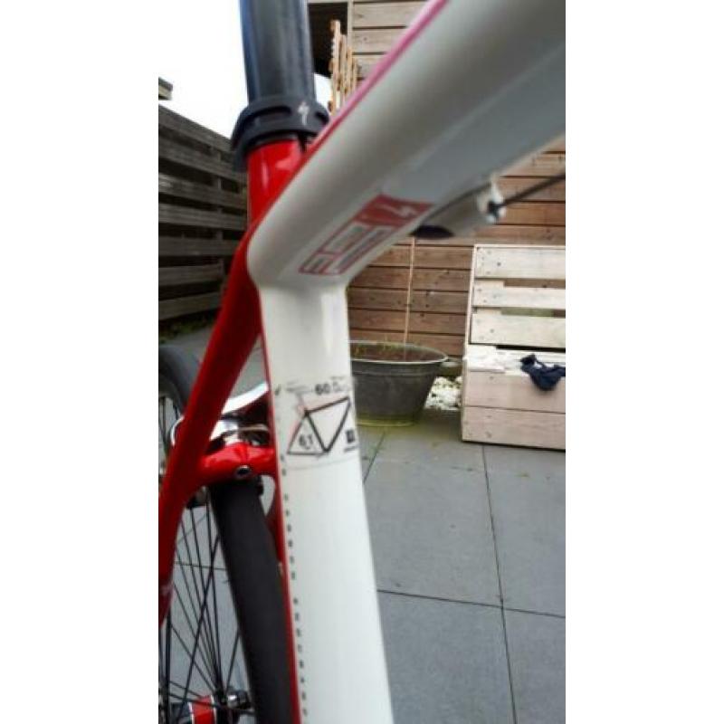 Specialized Roubaix X3 (triple) wit/rood maat 61