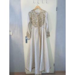 Mooie goud/beige caftan/takshita maat 38/40/42