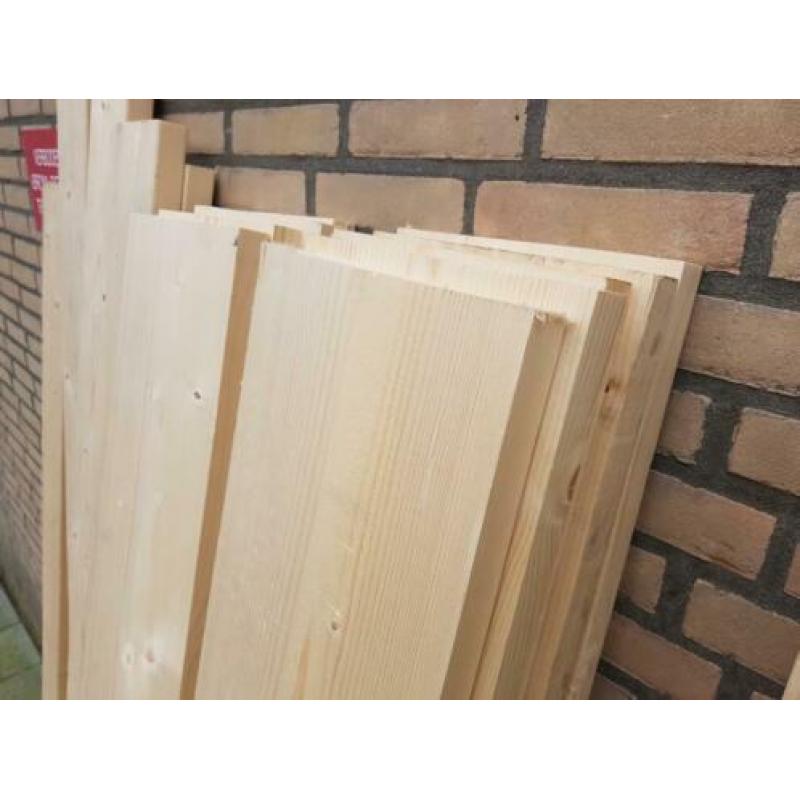 Partij steigerhout XXL geschaafd + balkjes.