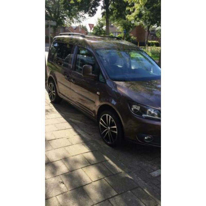 Volkswagen Caddy 1.2 TSI 77KW LIFE 2011 BENZINE 5 PERSOONS