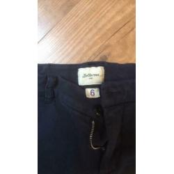 broek merk: bellerose maat: 116 kleur: donkerblauw