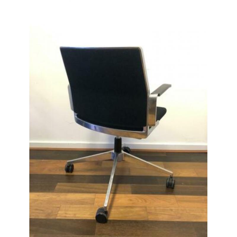 Dynabobel Bureaustoel/vergaderstoel (zwart stof) Design!!
