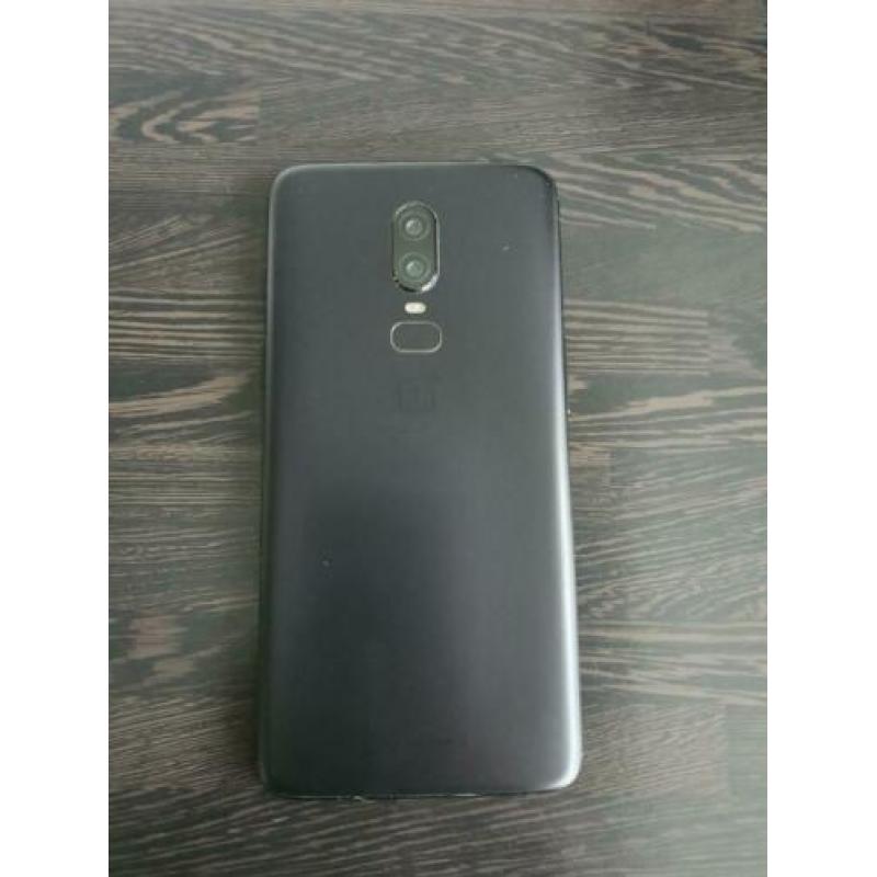 Zwarte oneplus 6 128gb geheugen inclusief accessoires