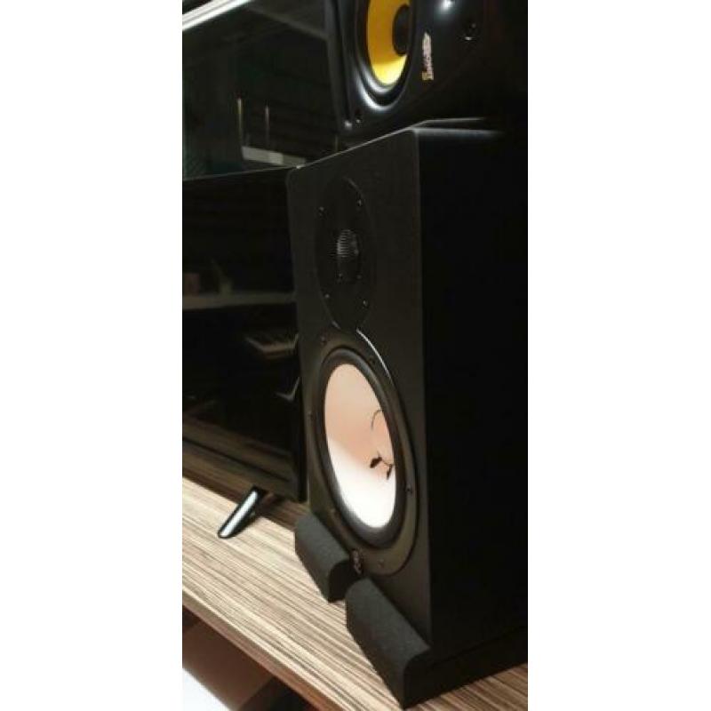 studio monitor yamaha HS80