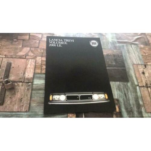 Lancia Trevi folder