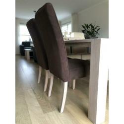 8 eetkamerstoelen 4x bruin + 4x zandkleur