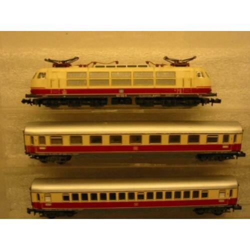 N Spoor Minitrix 5 delig DB TEE set zeer nette staat