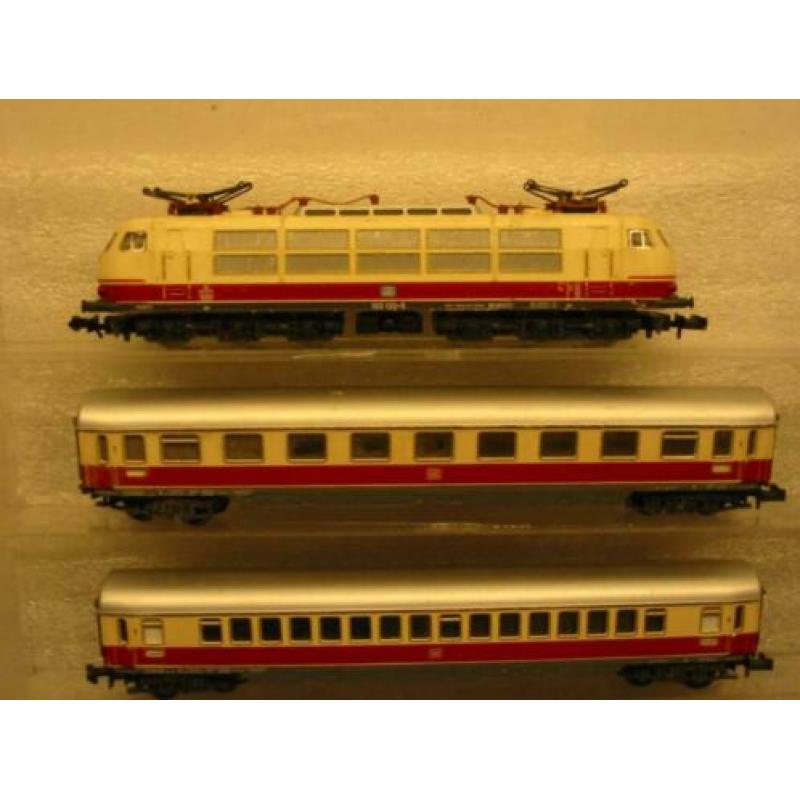 N Spoor Minitrix 5 delig DB TEE set zeer nette staat