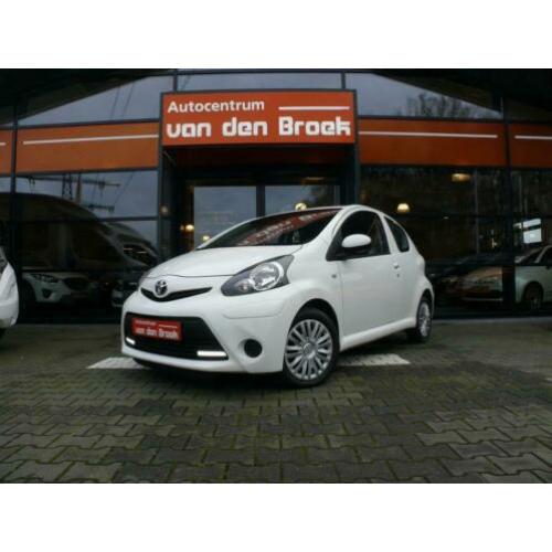 Toyota Aygo 1.0 VVT-i Comfort Airco Elec Pakket Face Lift Ni