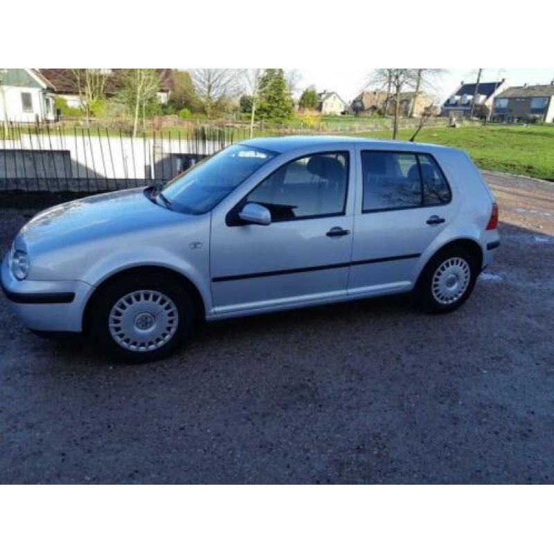 Volkswagen Golf 1.9 TDI 66KW 2000 Grijs