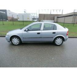 Opel Astra 1.6-16V Pearl