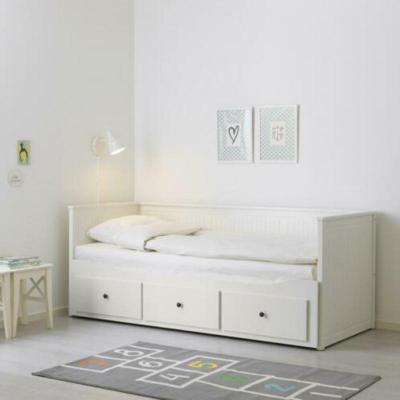Hemnes Ikea bedbank