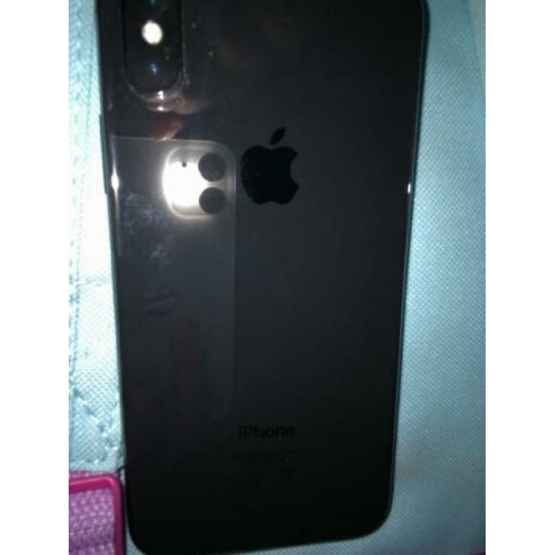 Iphone x zwart 64 gb.