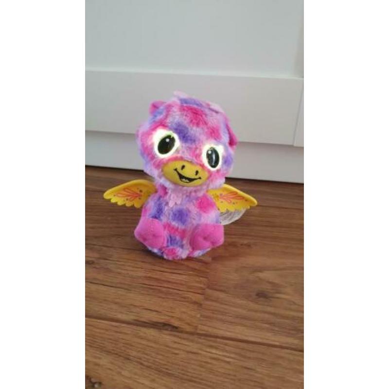 Hatchimal baby draakje.