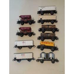 Te koop: diverse oude wagons van Marklin